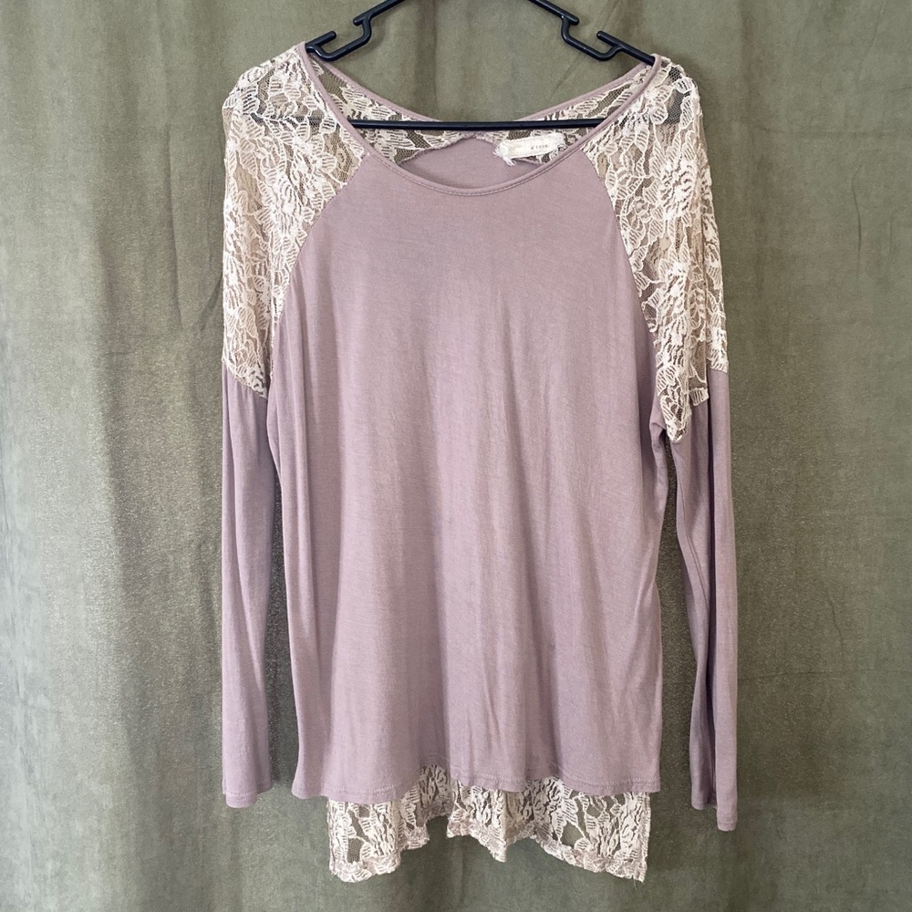 A’reve lace top